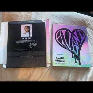 Morphe x Avani Green Eyeshadow/Eyeliner palette